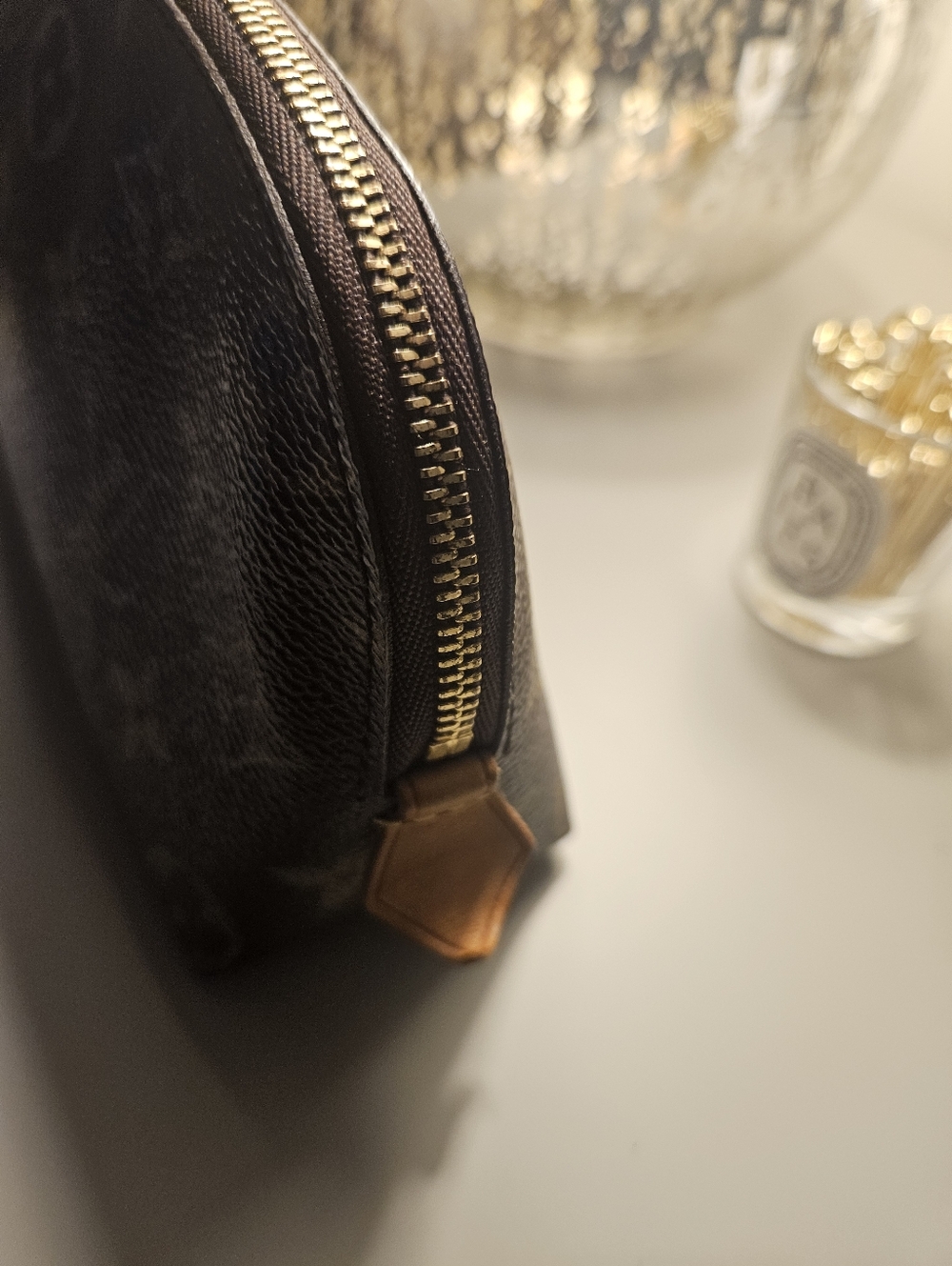 Louis Vuitton Monogram Cosmetic Pouch - PM - Picture 2 of 13
